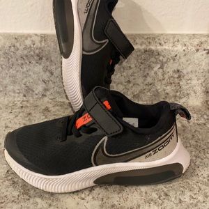 Toddler boy Nike size 11